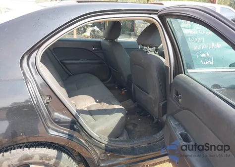 2010 Ford Fusion Se z USA, uszkodzony, nr VIN 3FAHP0HA9AR389157